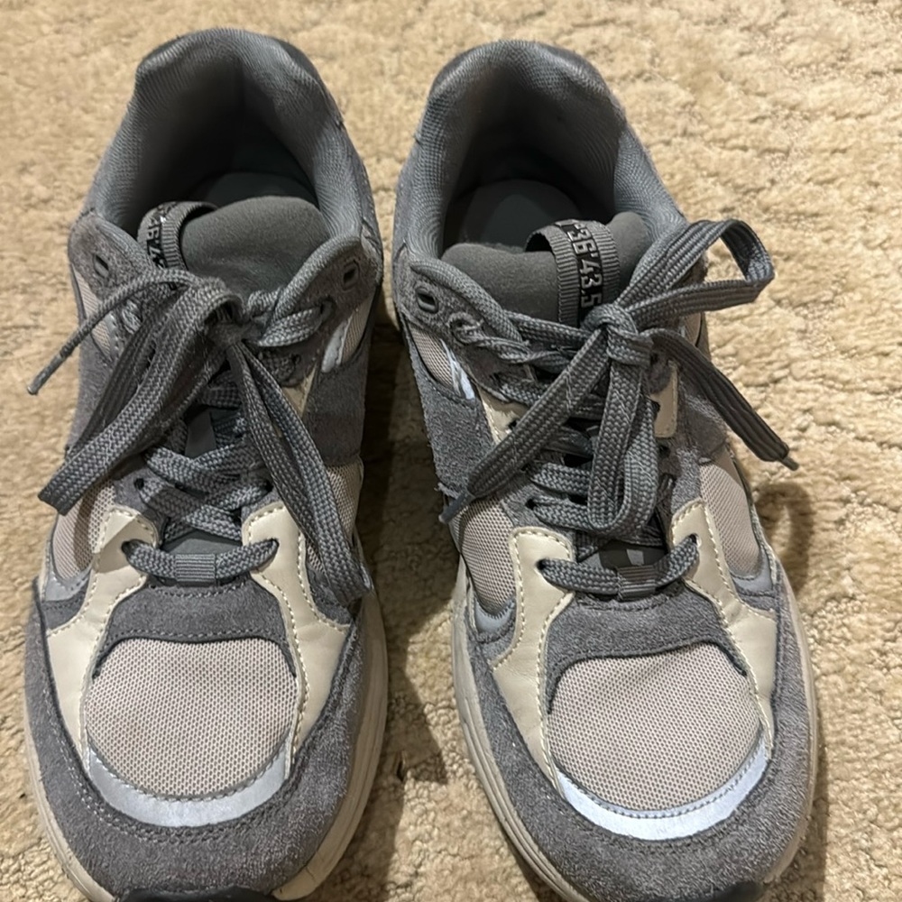 Zara sneakers gray